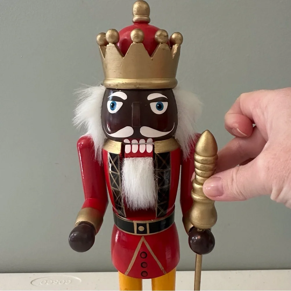Vintage wooden African‎ American King Soldier nutcracker holiday collectible
